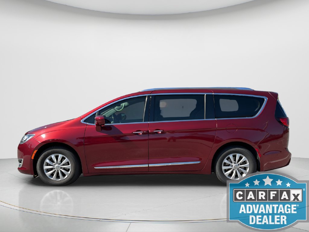 Used 2019 Chrysler Pacifica Touring-L w/ Advanced Safetytec Group FWD image 4