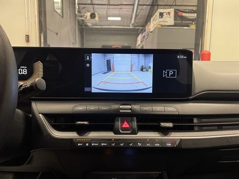 Used 2025 Kia K4 FWD image 25