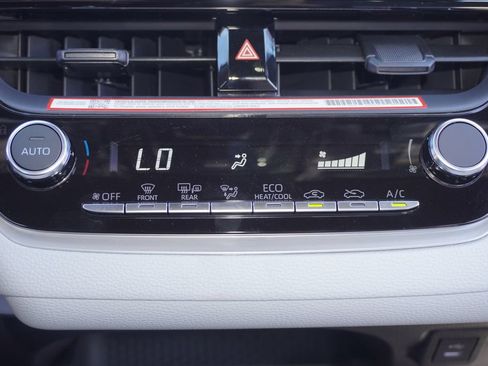 Certified 2026 Toyota Corolla SE FWD image 15