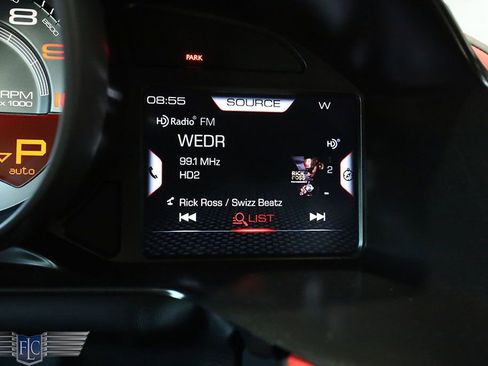 Used 2020 Ferrari 812 Superfast image 32