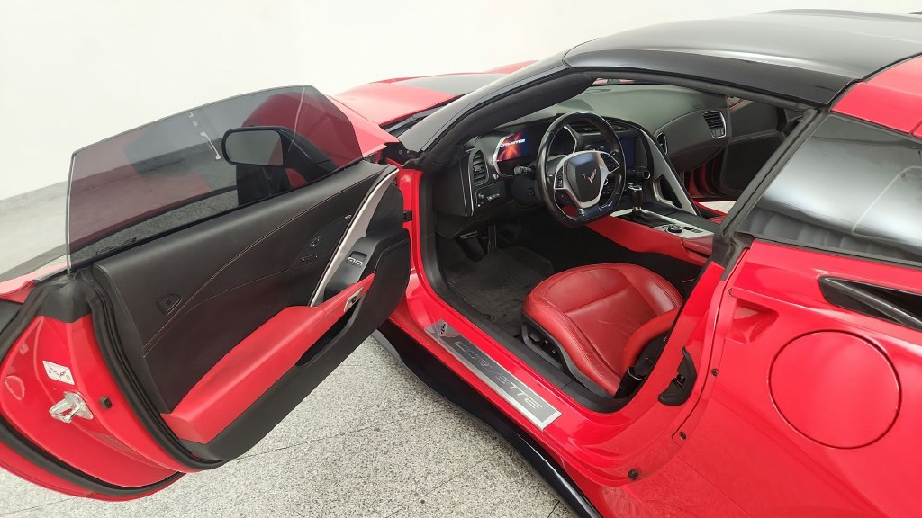 Used 2016 Chevrolet Corvette Stingray Coupe w/ 2LT Preferred Equipment Group RWD image 31