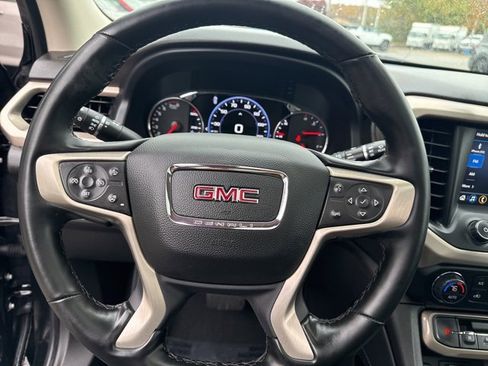 Used 2023 GMC Acadia Denali w/ Black Diamond Edition image 15