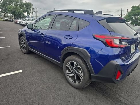 Used 2025 Subaru Crosstrek 2.5i Premium AWD/4WD image 4