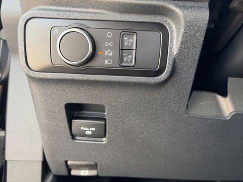 Used 2025 Ford Bronco Big Bend AWD/4WD image 7