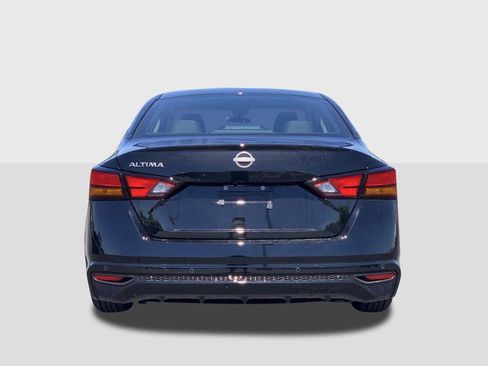New 2025 Nissan Altima 2.5 S image 4