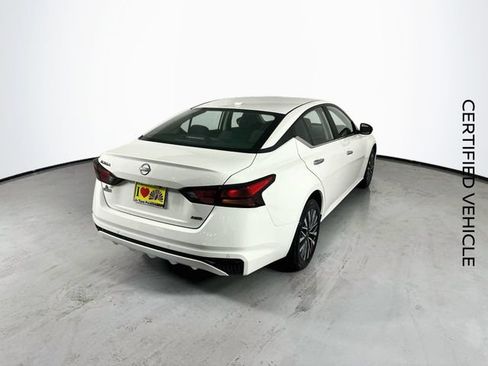 Certified 2025 Nissan Altima 2.5 SV AWD/4WD image 9