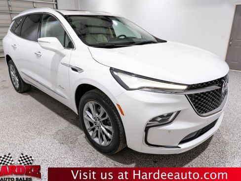 Used 2023 Buick Enclave Avenir w/ Avenir Technology Package FWD image 6
