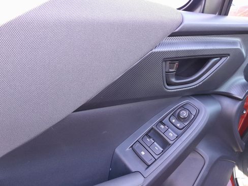 Certified 2025 Subaru Crosstrek 2.0i Premium image 10