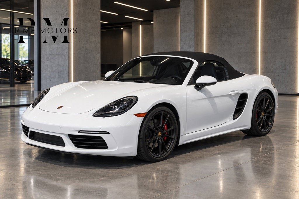 Used 2019 Porsche 718 Boxster RWD image 1