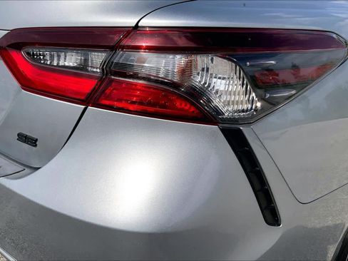 Used 2023 Toyota Camry SE FWD image 30