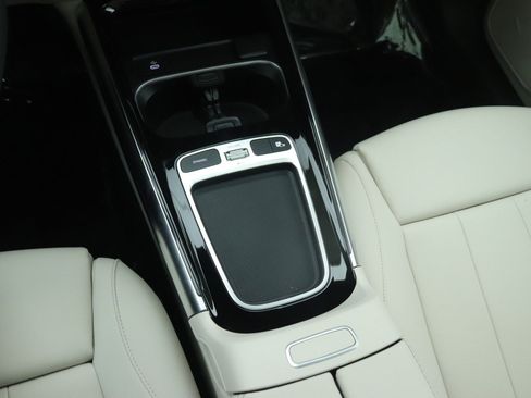 New 2026 Mercedes-Benz GLA 250 image 6