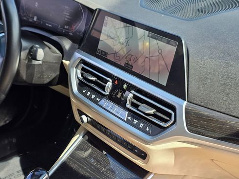 Used 2021 BMW 330i Sedan w/ Driving Assistance Package image 15