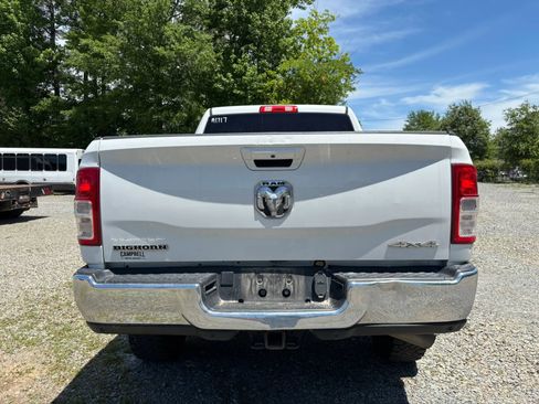 Used 2021 RAM 2500 Big Horn w/ Level 1 Equipment Group AWD/4WD image 9