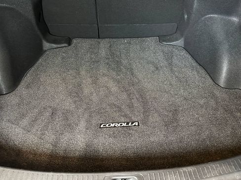 Used 2023 Toyota Corolla LE w/ Carpet Mat Package (TMS) FWD image 22