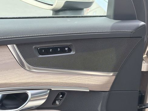 New 2026 Volvo XC90 B6 Plus AWD/4WD image 12