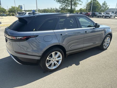 Used 2022 Land Rover Range Rover Velar S AWD/4WD image 7