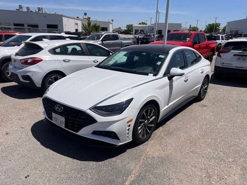Used 2023 Hyundai Sonata Limited FWD image 3