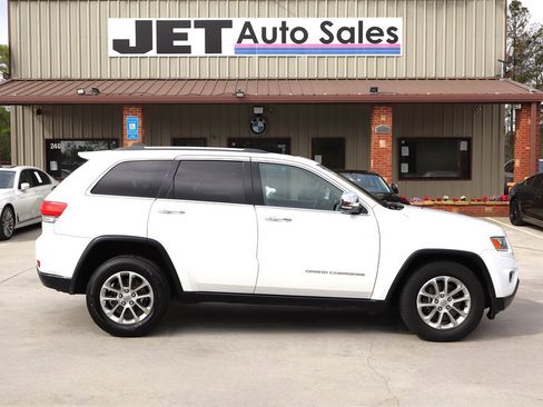 Used 2014 Jeep Grand Cherokee Limited w/ Trailer Tow Group IV image 6