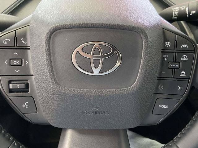 Certified 2025 Toyota Prius LE FWD image 28