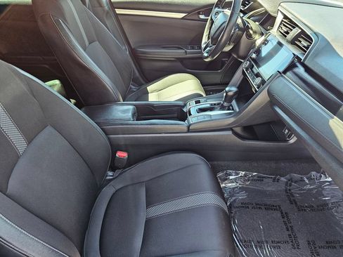 Used 2019 Honda Civic Sport image 13