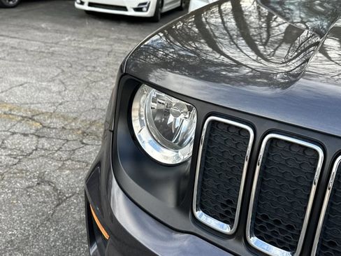 Used 2020 Jeep Renegade Latitude w/ Safety & Security Group II image 13