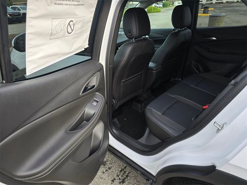 New 2026 Buick Encore GX Preferred image 17