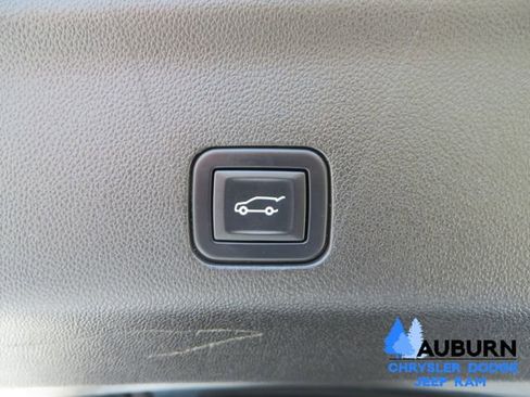 Used 2022 Chevrolet Tahoe RST w/ Luxury Package image 60