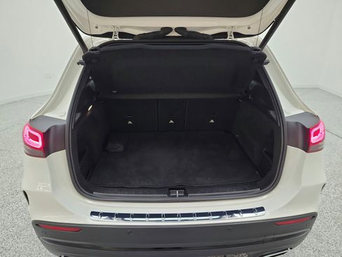 Used 2023 Mercedes-Benz GLA 250 image 21