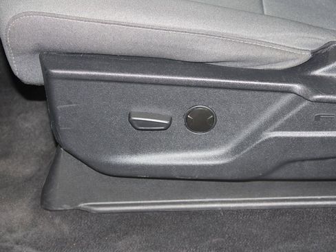 Used 2023 Ford F150 XLT image 21