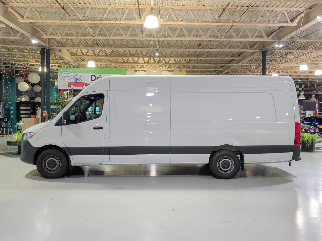 Used 2026 Mercedes-Benz Sprinter 2500 image 11