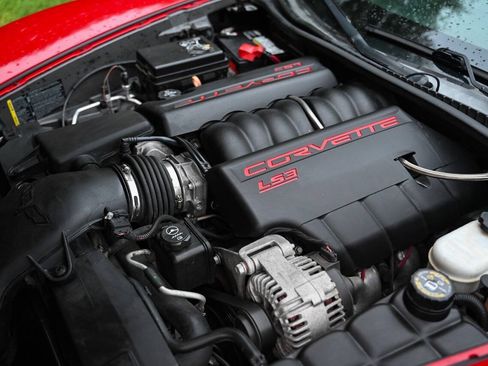 Used 2008 Chevrolet Corvette Coupe RWD image 4
