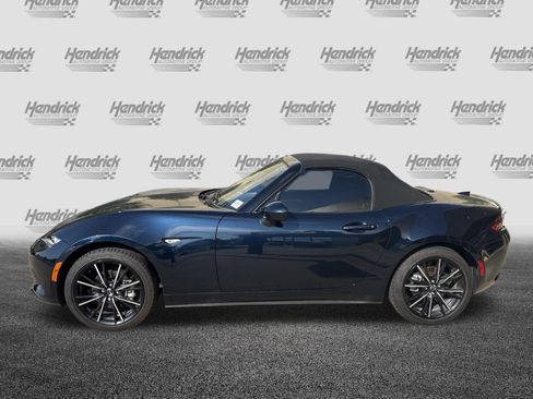 Used 2025 MAZDA MX-5 Miata Grand Touring w/ Weather Package RWD image 7