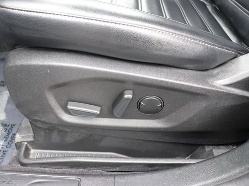 Used 2023 Ford Edge SEL image 47