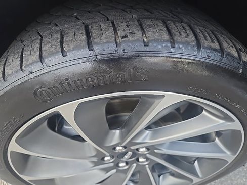 Used 2022 Lincoln Nautilus Reserve w/ Equipment Group 202A image 18