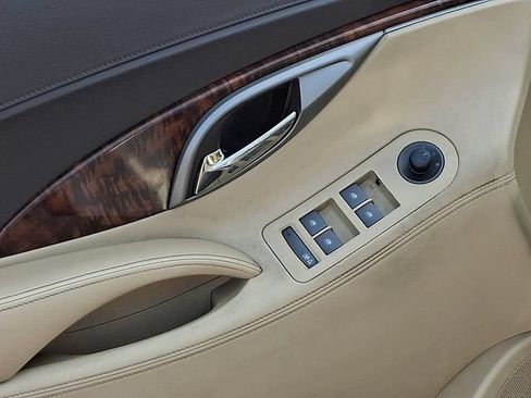 Used 2012 Buick LaCrosse Premium FWD image 23