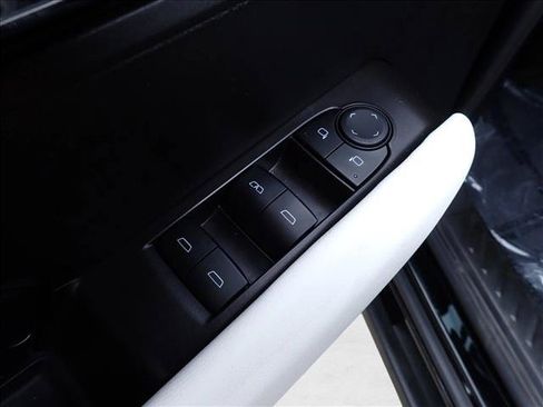 Used 2024 GMC Canyon AT4X AWD/4WD image 14