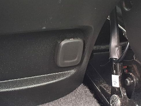 Used 2025 Chevrolet Malibu LT image 23