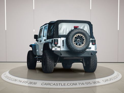Used 2018 Jeep Wrangler Unlimited Sport S AWD/4WD image 11