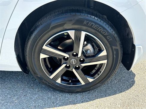 New 2025 Nissan Sentra SV w/ All-Weather Package image 12