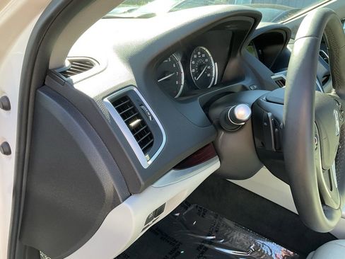 Used 2015 Acura TLX V6 w/ Technology Package image 17