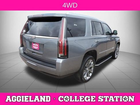 Used 2019 Cadillac Escalade Luxury AWD/4WD image 4