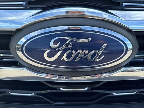Used 2024 Ford Expedition Max Limited RWD image 18