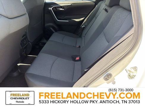 Used 2023 Toyota RAV4 XLE AWD/4WD image 17