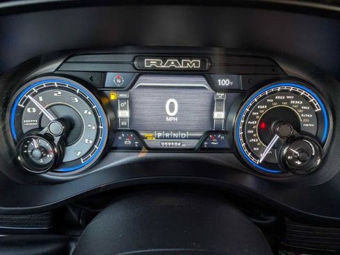 Used 2022 RAM 1500 Limited w/ Body-Colour Bumper Group AWD/4WD image 26
