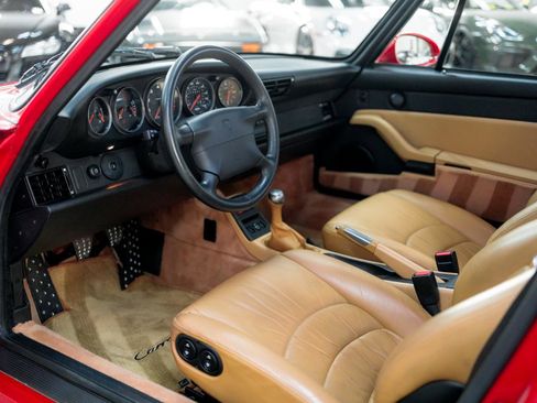 Used 1998 Porsche 911 Carrera image 2