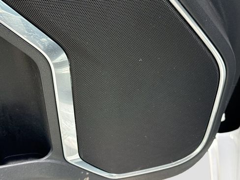 Used 2025 Chevrolet Silverado 1500 LT RWD image 19