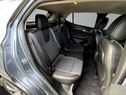 Used 2022 Buick Encore GX Select w/ Sport Touring Package FWD image 26