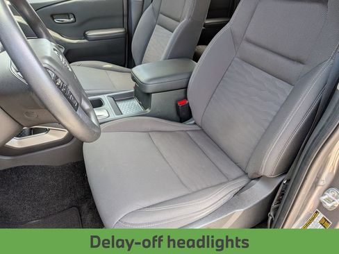 Used 2024 Nissan Frontier SV RWD image 16