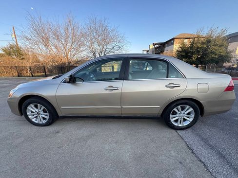 Used 2006 Honda Accord LX image 4