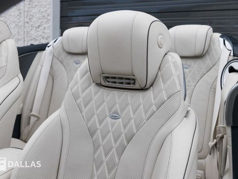 Used 2020 Mercedes-Benz S 560 Cabriolet image 21
